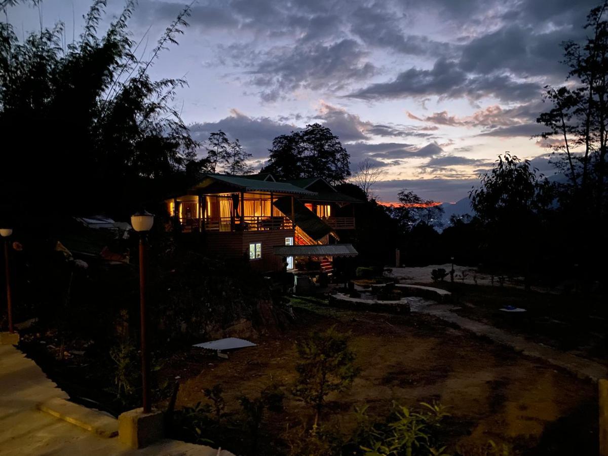 Log Cabin In The Woods Bed and Breakfast Gangtok Eksteriør billede